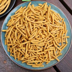 Hing Sev Namkeen (हिंग सेव नमकीन) 200g